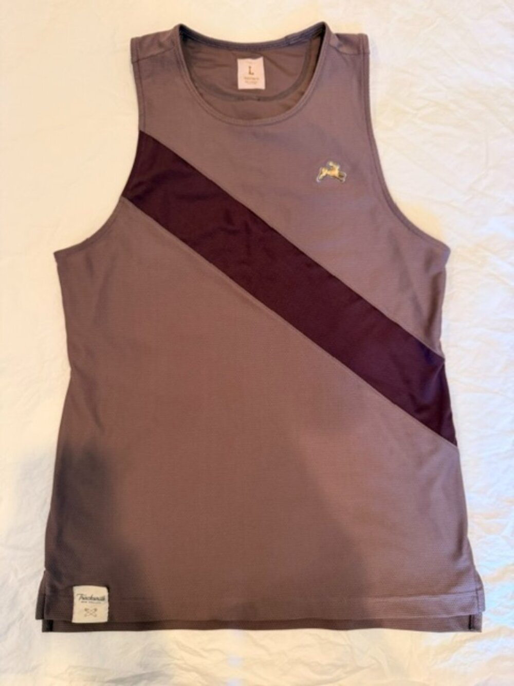 Excellent condition Women's Tracksmith Van Cortlandt Singlet in Mauve, Size L